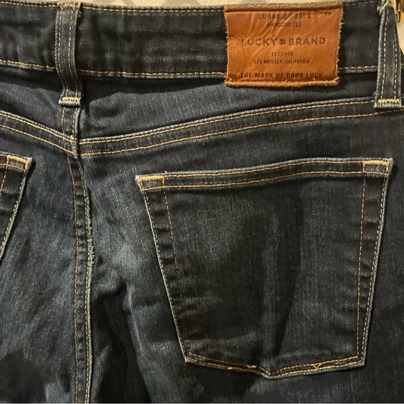 Lucky Brand Orta Premium 2/26A Brooke Legging Distressed Dark Wash Skinny Jeans - Picture 5 of 7